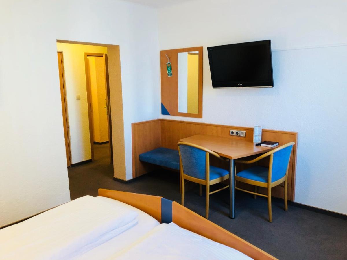 Hotel Europa - Restaurant Russelsheim Bagian luar foto